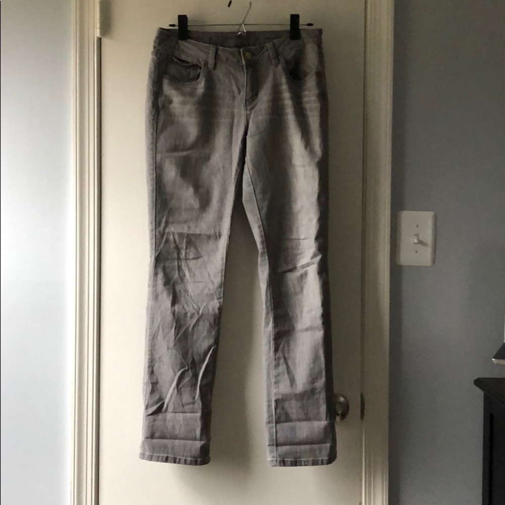 Jennifer Lopez grey straight leg jeans